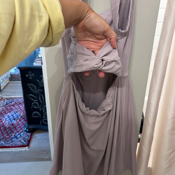 HALARA Backless Twisted Active Dress L - Picture 4 of 6